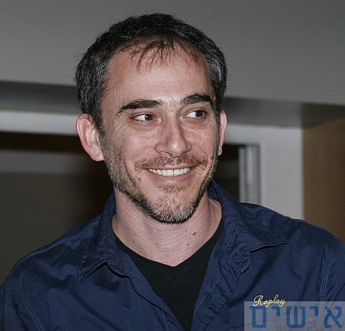 [רני סער]